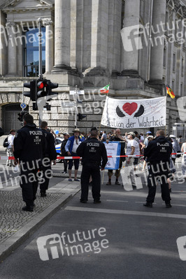Protest gegen Corona-Maßnahmen in Berlin