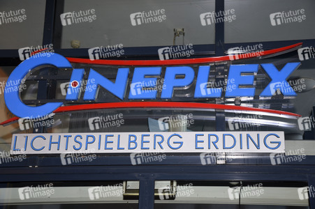 Filmpremiere 'Ausgrissn! In der Lederhosn nach Las Vegas' in Erding