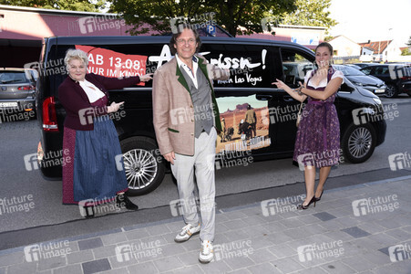 Filmpremiere 'Ausgrissn! In der Lederhosn nach Las Vegas' in Erding