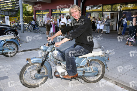 Filmpremiere 'Ausgrissn! In der Lederhosn nach Las Vegas' in Erding