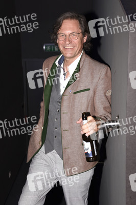 Filmpremiere 'Ausgrissn! In der Lederhosn nach Las Vegas' in Erding