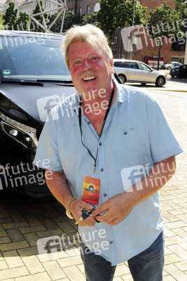 Ankunft zur Aufzeichnung der TV-Show 'Schlagerparty mit Ross Antony' in Leipzig