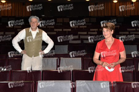 Photocall zur Spielzeiteröffnung der Komödie am Kurfürstendamm in Berlin