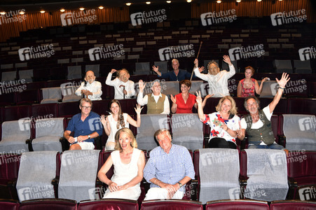 Photocall zur Spielzeiteröffnung der Komödie am Kurfürstendamm in Berlin