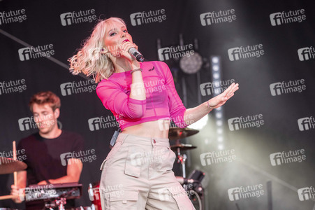 Konzert von Lina Larissa Strahl in Erfurt