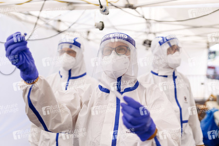 Corona-Testzentrum am Flufhafen Köln Bonn