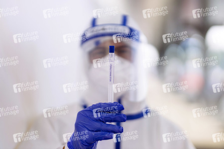 Corona-Testzentrum am Flufhafen Köln Bonn