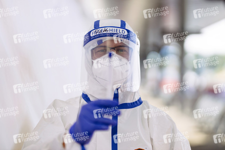 Corona-Testzentrum am Flufhafen Köln Bonn