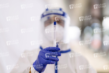 Corona-Testzentrum am Flufhafen Köln Bonn