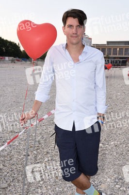 Filmpremiere 'Hello Again - Ein Tag für immer', Filmfest München Pop-Up