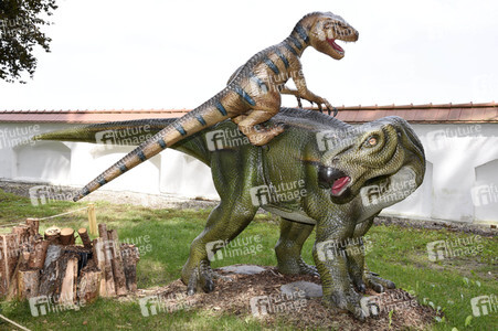 Familien-Erlebnis-Park Dinoland in Tüßling