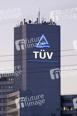 Symbolfoto TÜV Rheinland