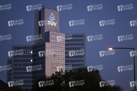 Symbolfoto TÜV Rheinland