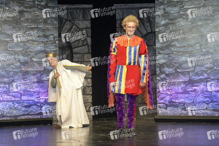 Medienpremiere 'Monty Python’s Spamalot - die Suche nach dem heiligen Gral' in Berlin