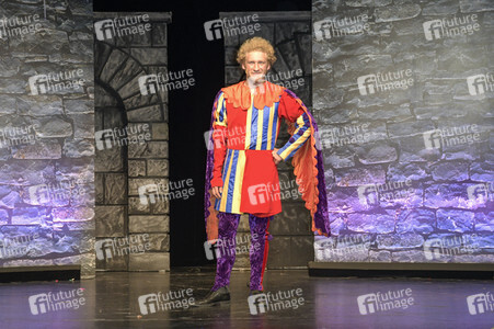 Medienpremiere 'Monty Python’s Spamalot - die Suche nach dem heiligen Gral' in Berlin