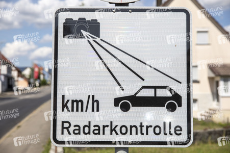 Symbolfoto Geschwindigkeitskontrolle