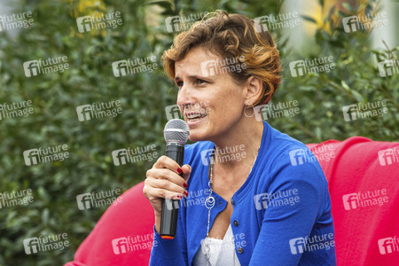 Katja Kipping beim Talk 'Das Rote Wohnzimmer' in Dresden