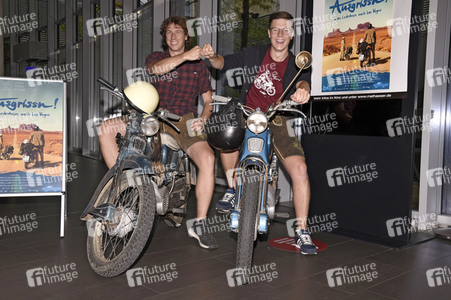 Preview 'Ausgrissn! In der Lederhosn nach Las Vegas' in München