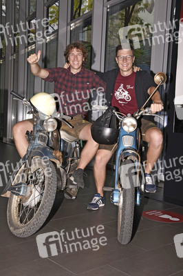 Preview 'Ausgrissn! In der Lederhosn nach Las Vegas' in München