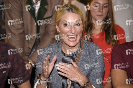 Preview 'Ausgrissn! In der Lederhosn nach Las Vegas' in München