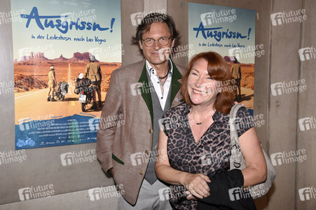 Preview 'Ausgrissn! In der Lederhosn nach Las Vegas' in München