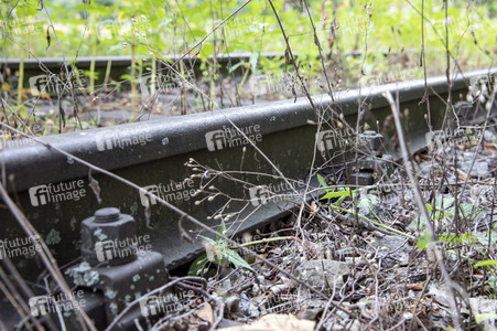 Symbolfoto stillgelegte Bahntrasse