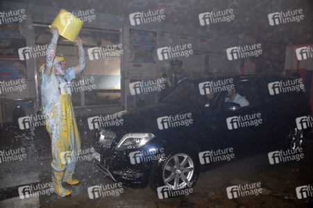 Presse-Premiere 'Clown-Car-Wash' in München