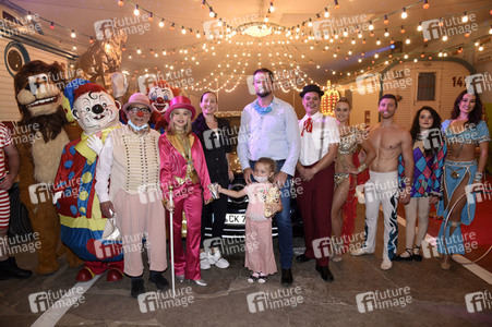 Presse-Premiere 'Clown-Car-Wash' in München