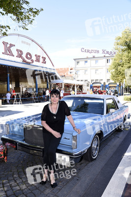 Presse-Premiere 'Clown-Car-Wash' in München