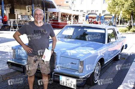 Presse-Premiere 'Clown-Car-Wash' in München