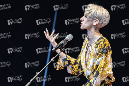 Auftritt von Lisa Eckhart in Dresden