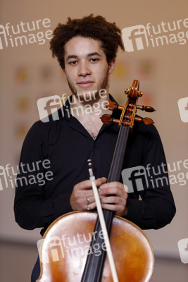 Vernissage 'Höller - Sturm 2' in Köln