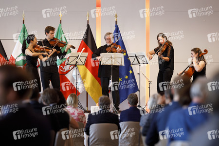 Verleihung des Landesverdienstordens Nordrhein-Westfalen in Köln