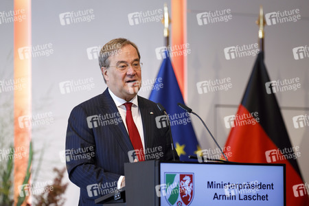 Verleihung des Landesverdienstordens Nordrhein-Westfalen in Köln