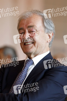 Verleihung des Landesverdienstordens Nordrhein-Westfalen in Köln