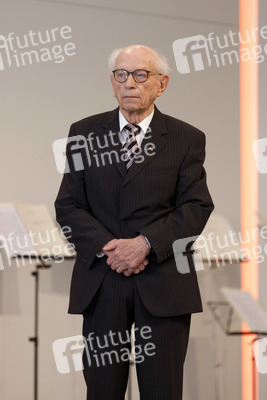 Verleihung des Landesverdienstordens Nordrhein-Westfalen in Köln