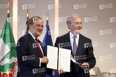 Verleihung des Landesverdienstordens Nordrhein-Westfalen in Köln