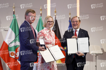 Verleihung des Landesverdienstordens Nordrhein-Westfalen in Köln