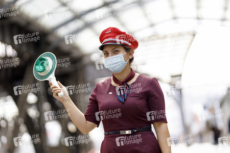 Symbolfoto Maskenpflicht in Bus und Bahn