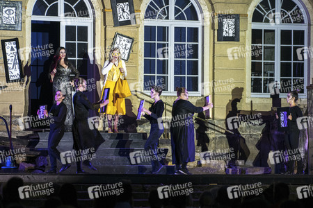 Theaterpremiere 'The Addams Family' in Dresden