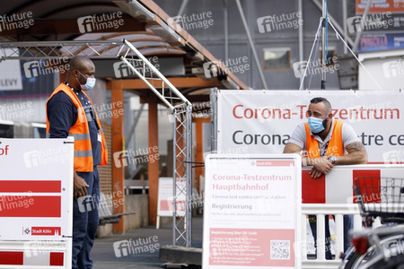 Symbolfoto Corona-Testzentrum