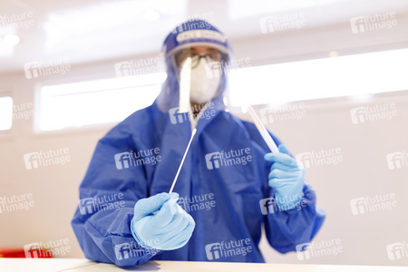 Symbolfoto Corona-Testzentrum