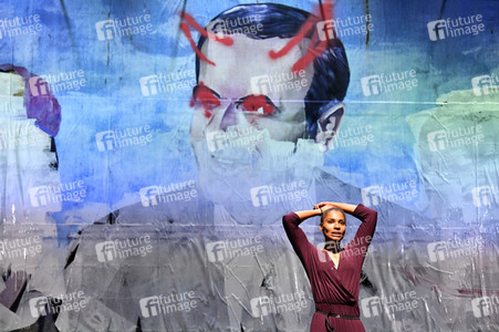 Theaterprobe 'Gott ist nicht schüchtern' in Berlin