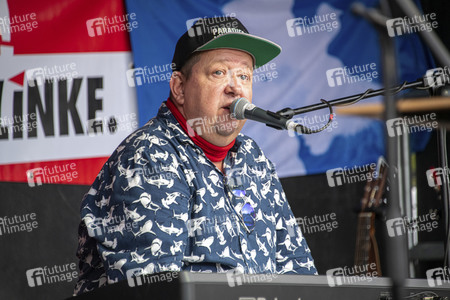 Kundgebung zum Weltfriedenstag in Dresden