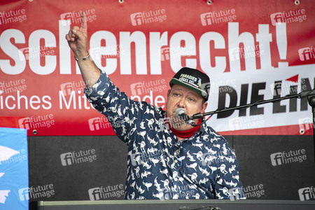 Kundgebung zum Weltfriedenstag in Dresden