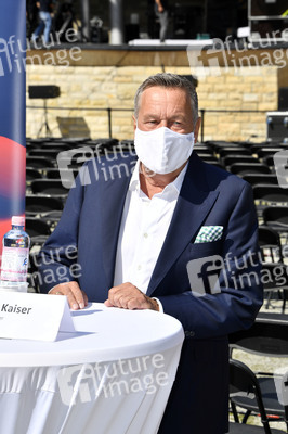 Pressekonferenz 'Back to Live' in Berlin