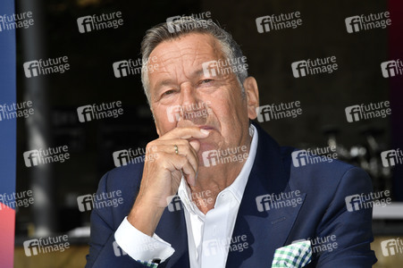 Pressekonferenz 'Back to Live' in Berlin