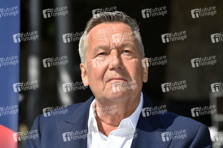 Pressekonferenz 'Back to Live' in Berlin