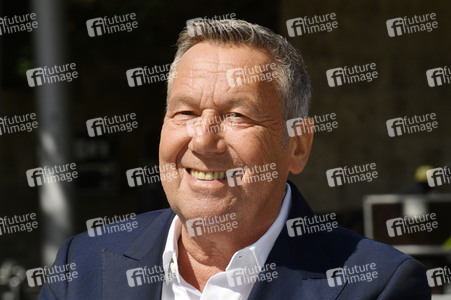 Pressekonferenz 'Back to Live' in Berlin