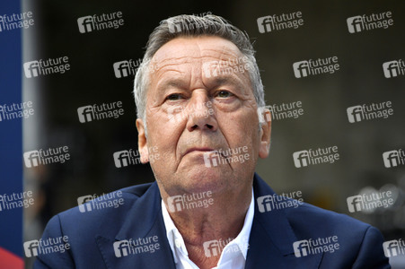 Pressekonferenz 'Back to Live' in Berlin